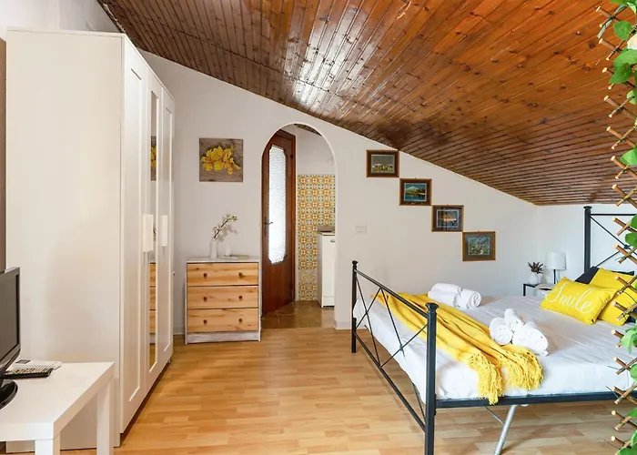 Italian Experience-sopraloreto * Loreto